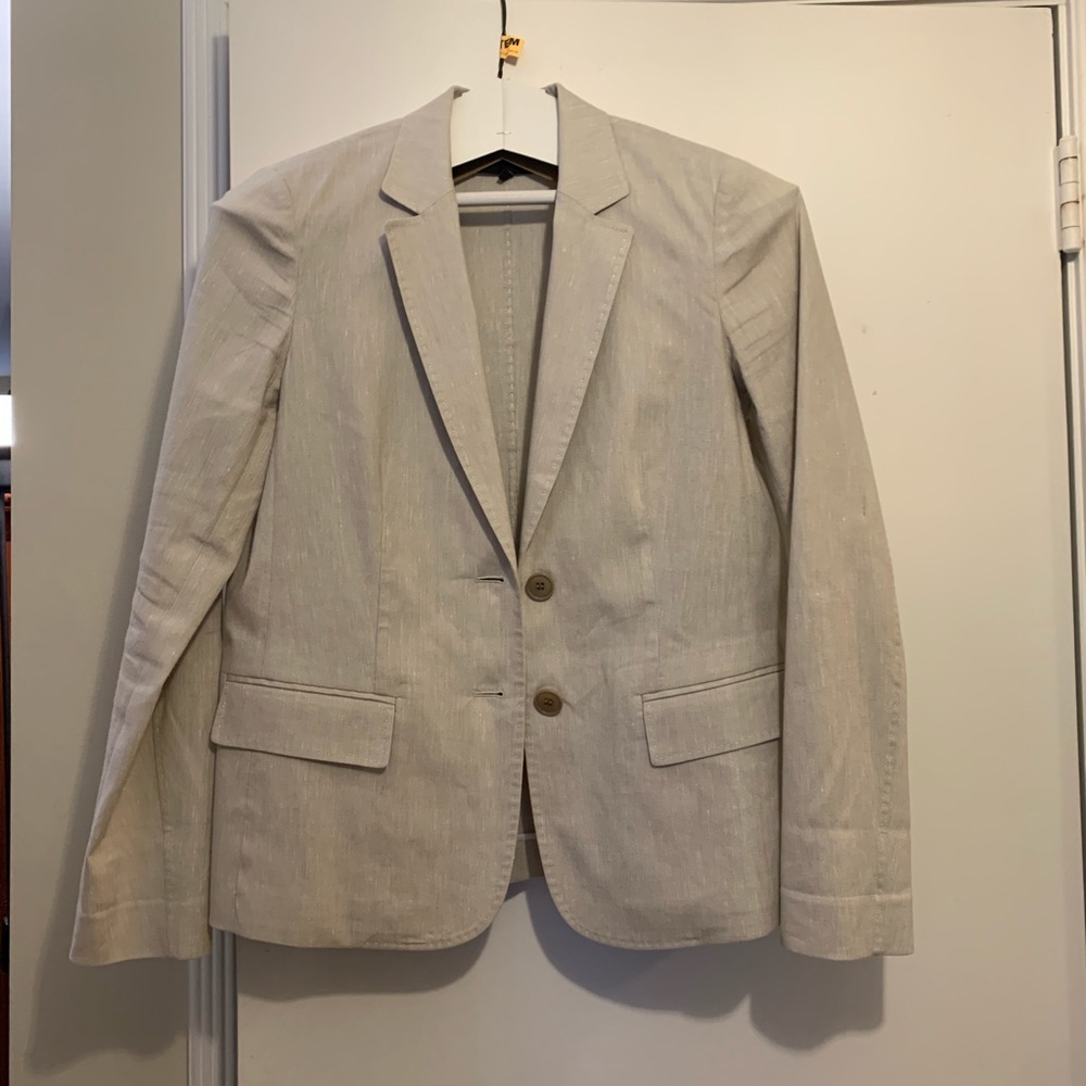 Lafayette 148 linen blazer